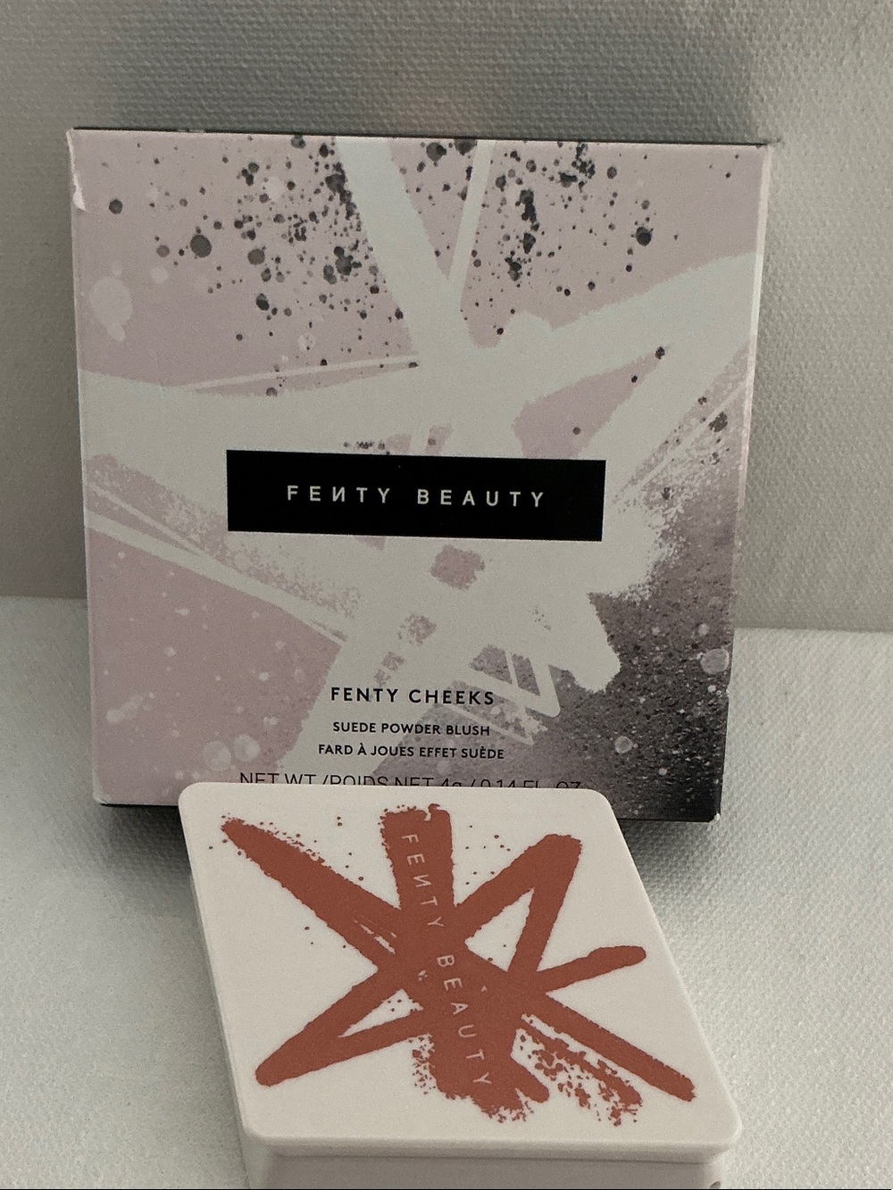 Fenty Beauty Fenty Cheeks Suede Powder Blush in Tahiti Teaze # 07